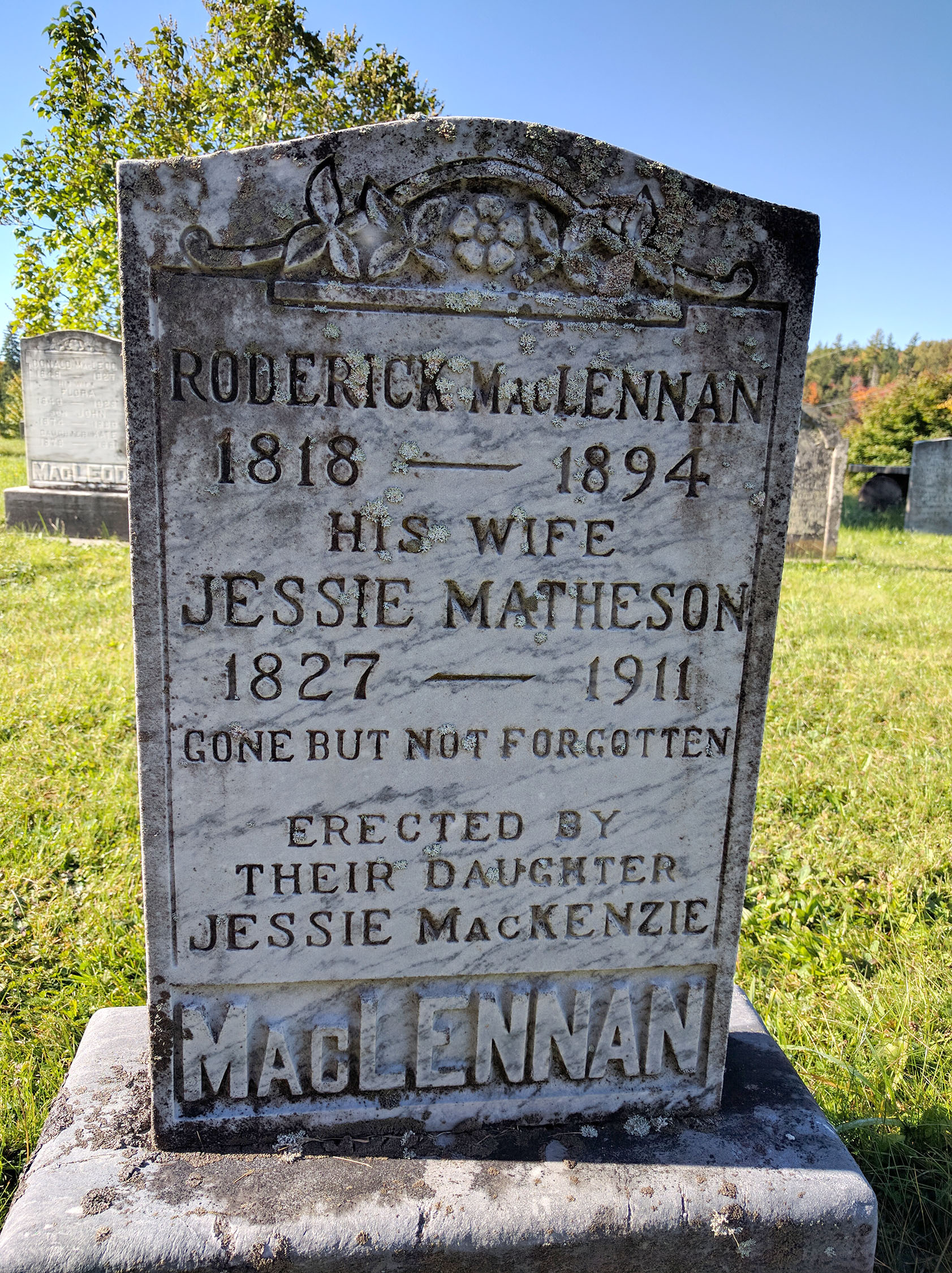 Photo of headstones/Roderick MacLennan 1818-1894 hdstn Middle River CB